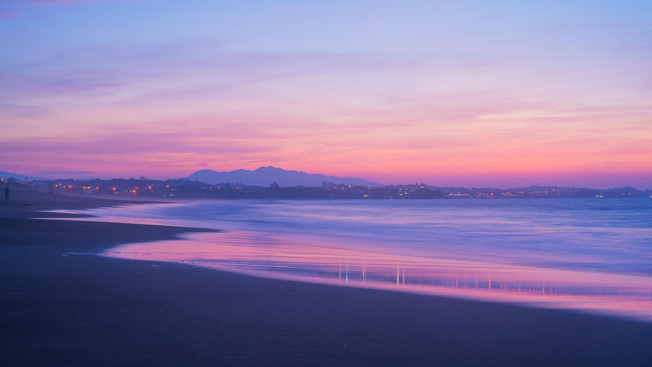 夕暮れの海